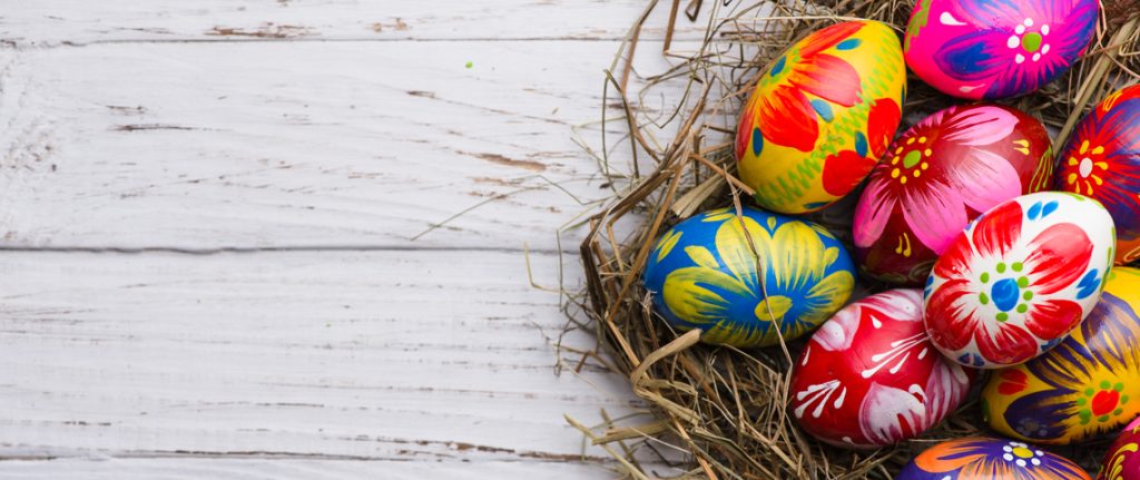 Привітання з прийдешнім Великоднем!