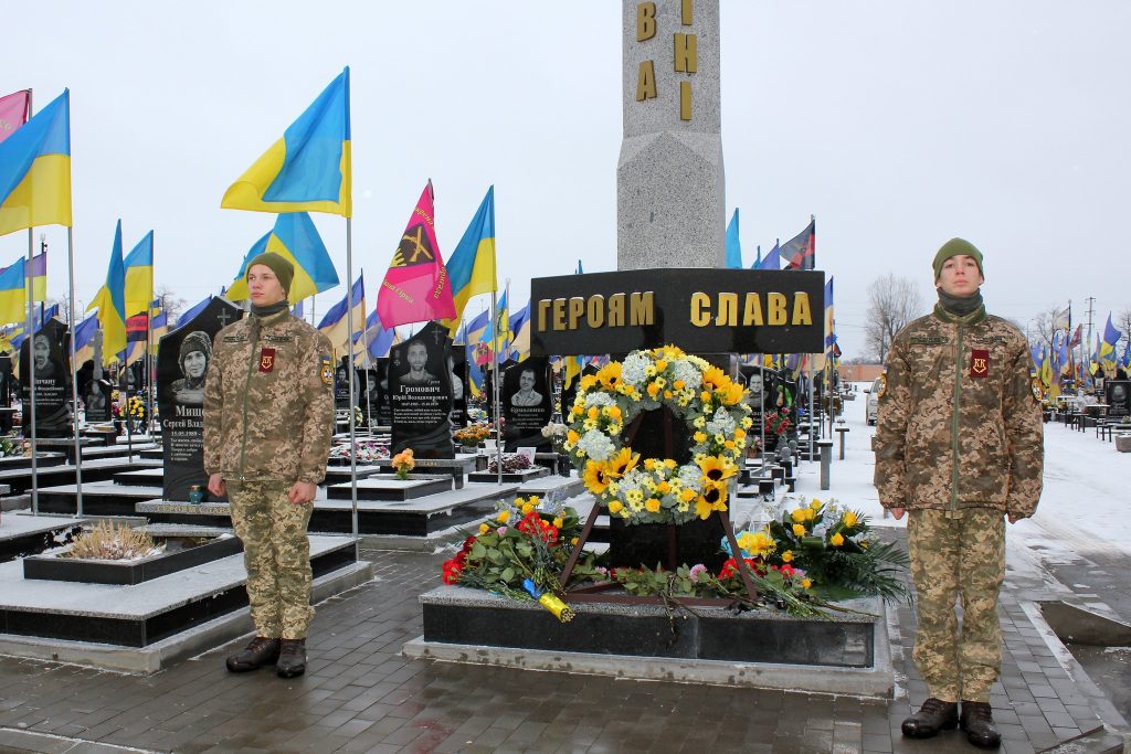 У 2024 році відновлено програму з встановлення пам’ятників на Алеї Слави